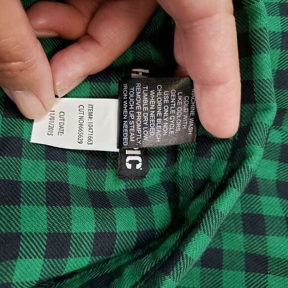 COPY - Hot Topic black and green checked plaid poly cotton blend - Picture 2 of 5